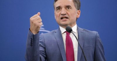 Sąd zgodził się na przymusowe doprowadzenie Ziobry na komisję ds. Pegasusa