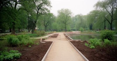 Część parku przy Pałacu Maltzanów niedostępna do wiosny
